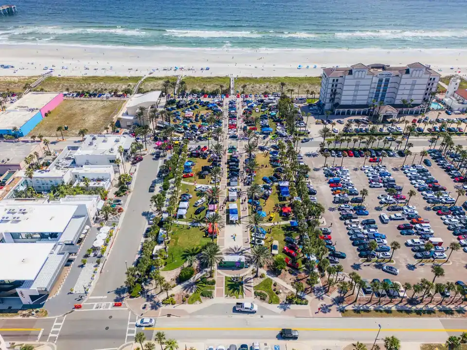 Show field and parking from above