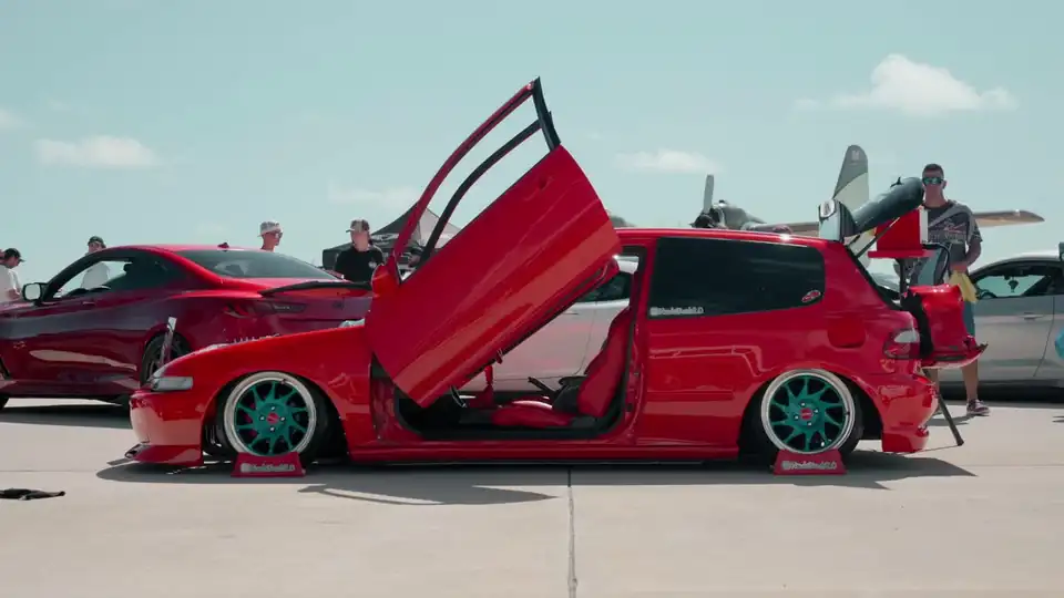 Lamborghini-door hatchback on the runway